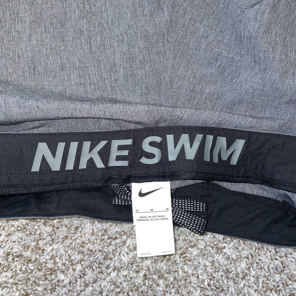 New With Tags Nike Mens Swim Trunks Size 32 - Picture 6 of 10